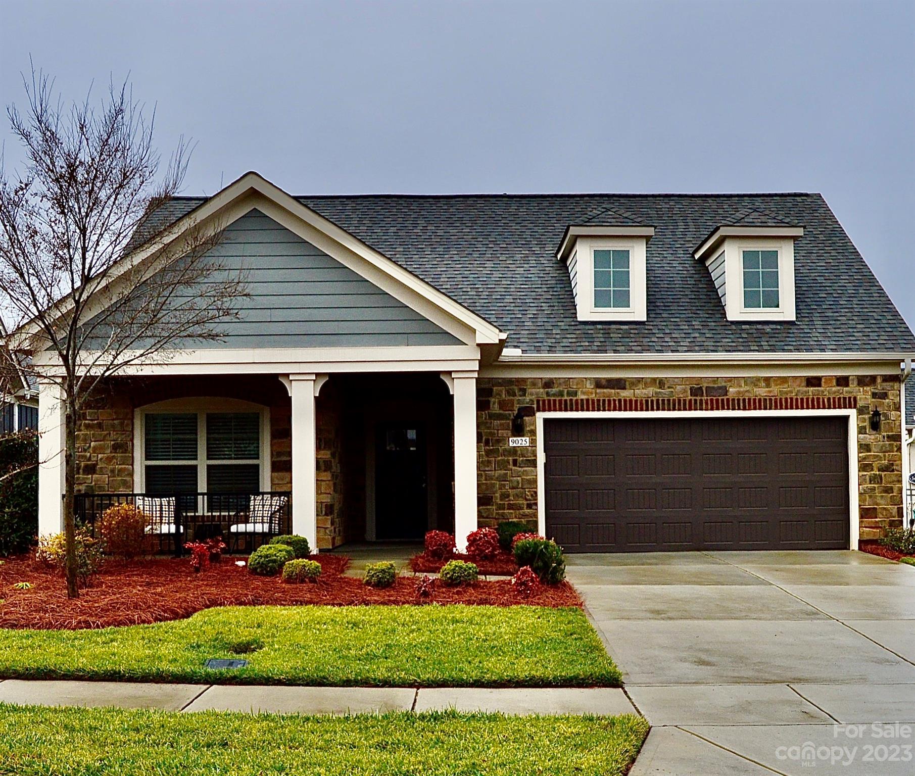 Courtyards on Poplar Tent - Residential