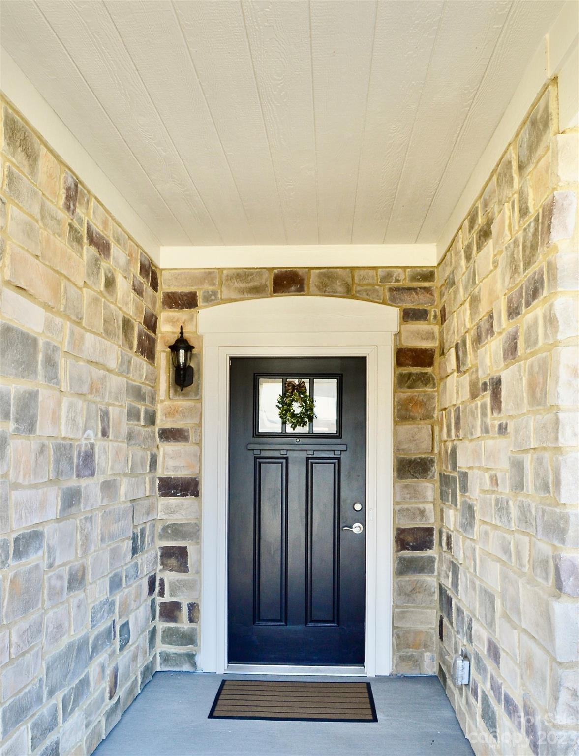 Courtyards on Poplar Tent - Residential
