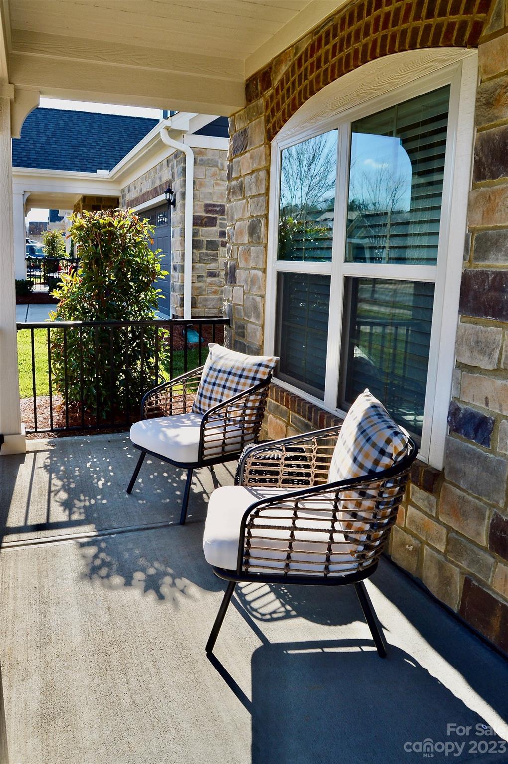 Courtyards on Poplar Tent - Residential