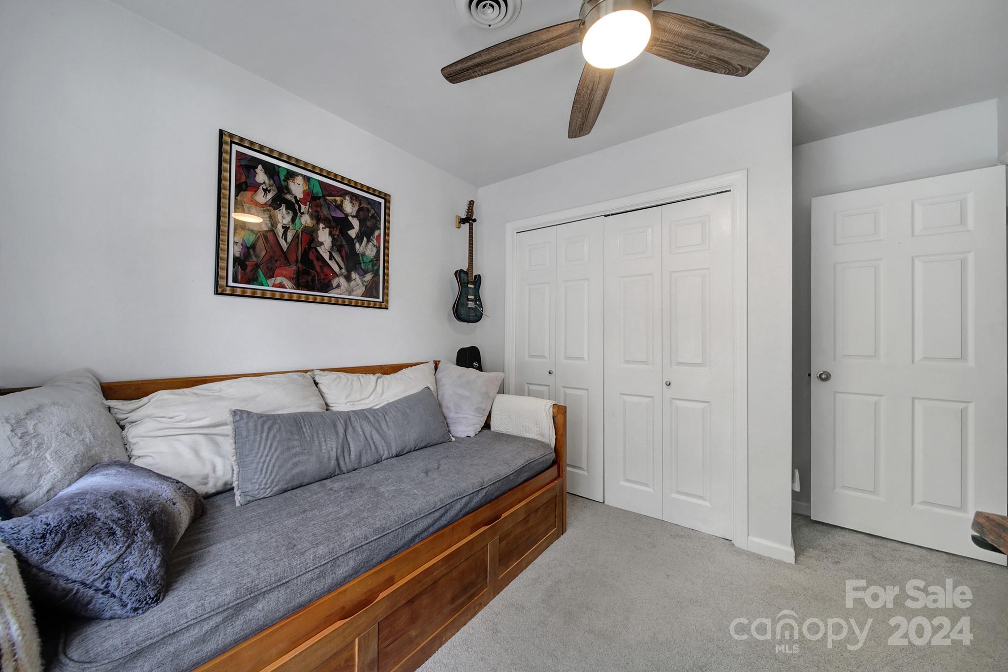 Tega Cay - Residential