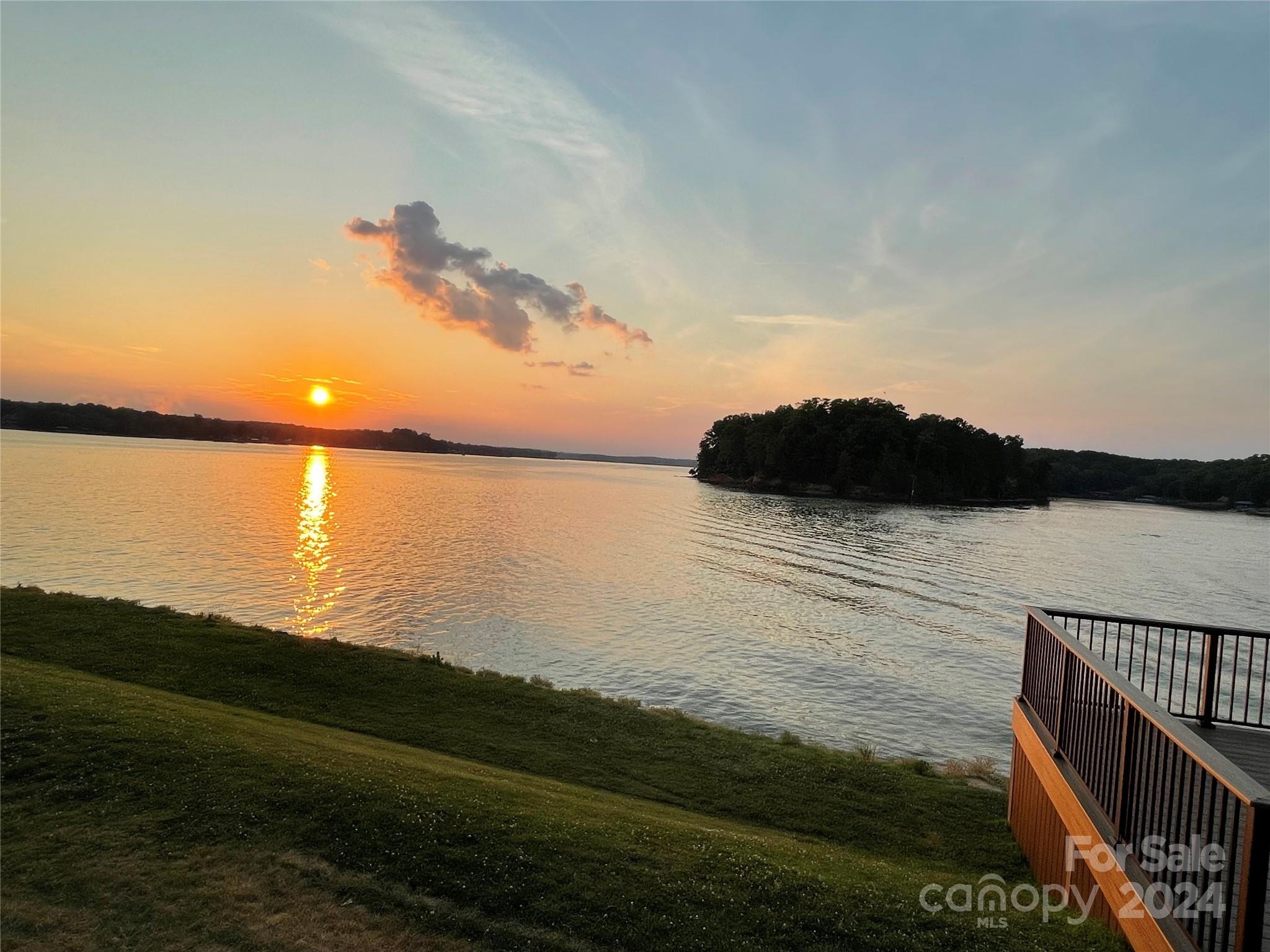 Tega Cay - Residential