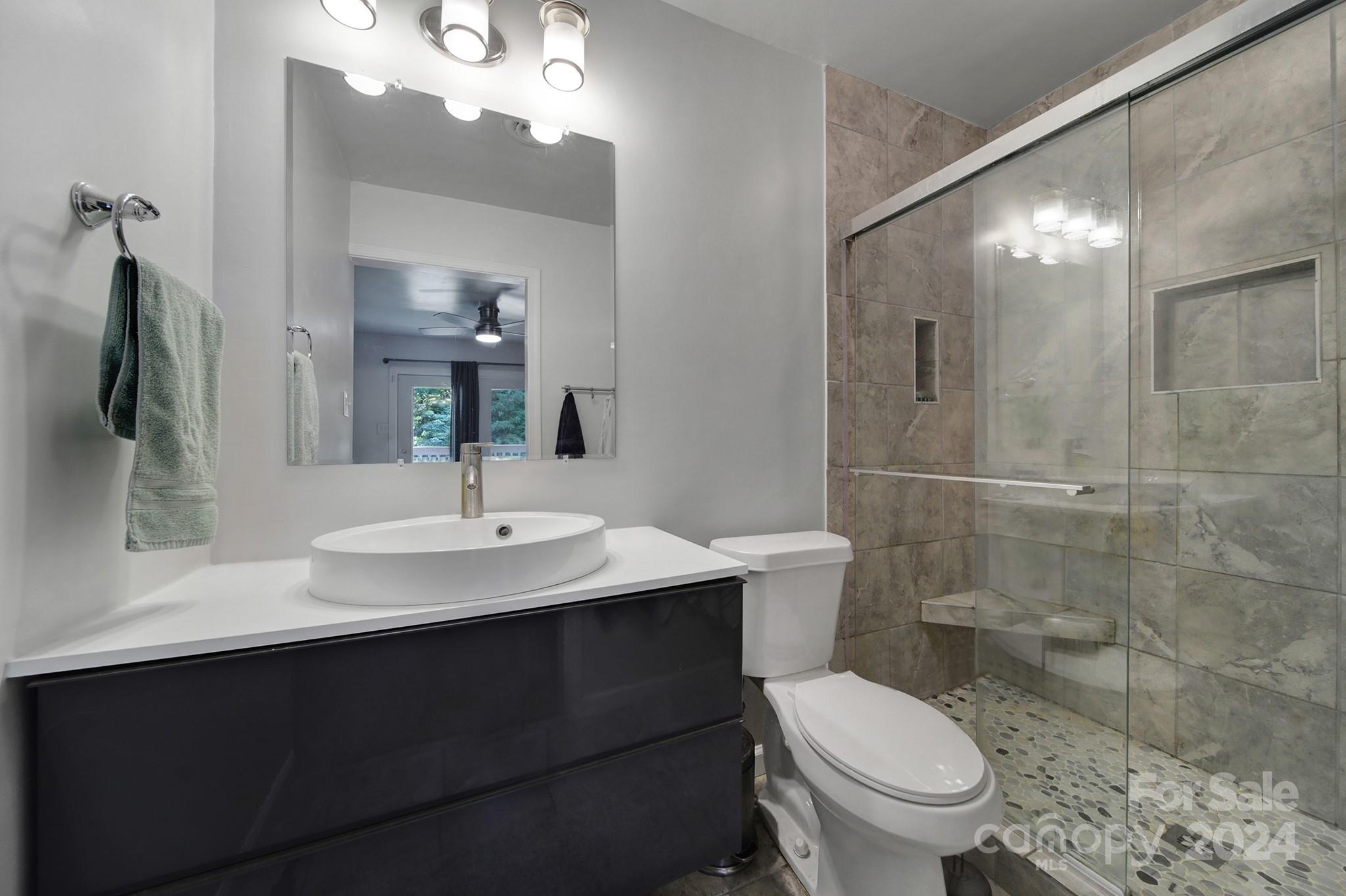 Tega Cay - Residential