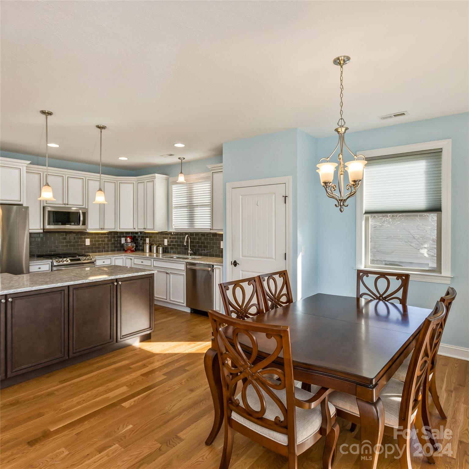 Cummings Cove - Residential