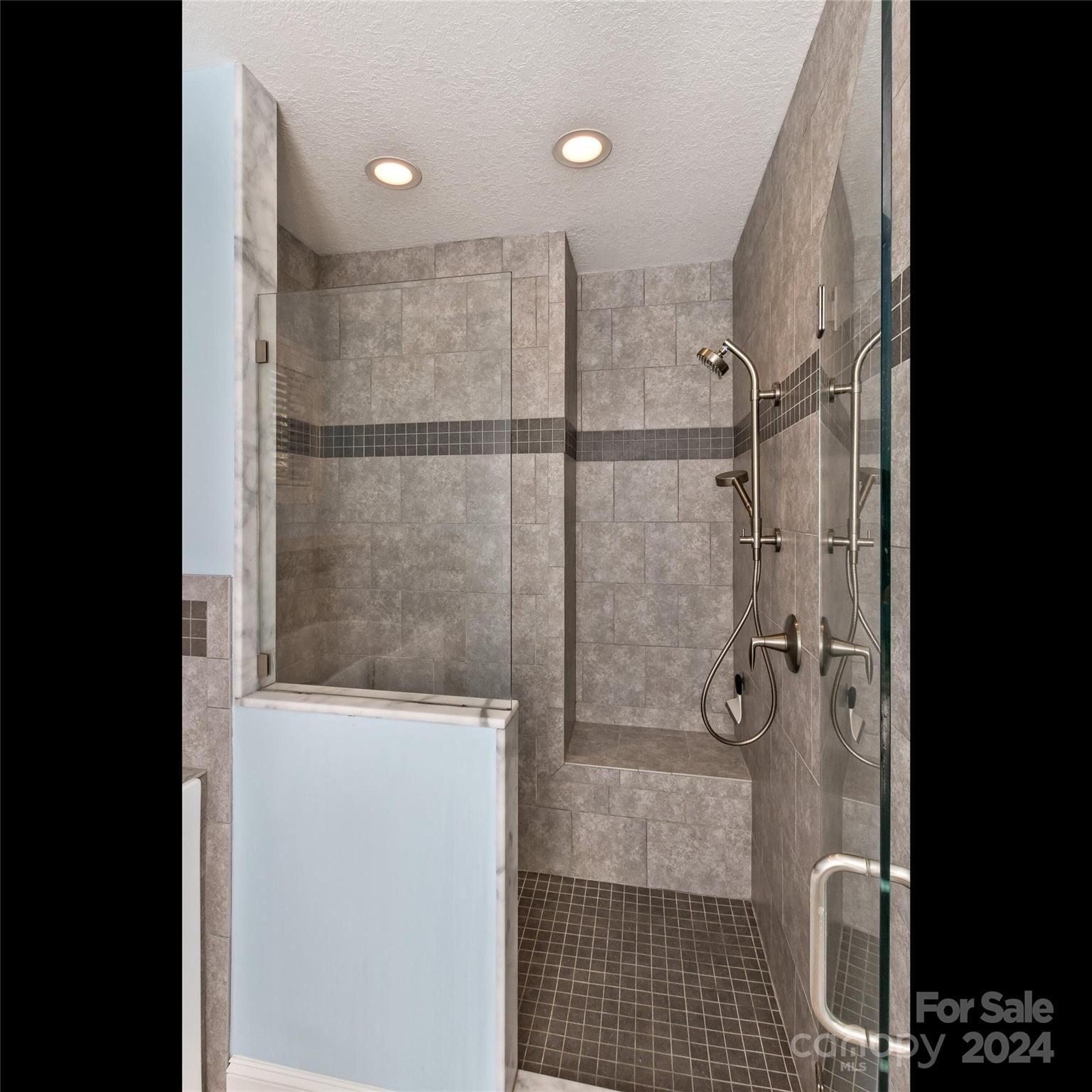 Cummings Cove - Residential