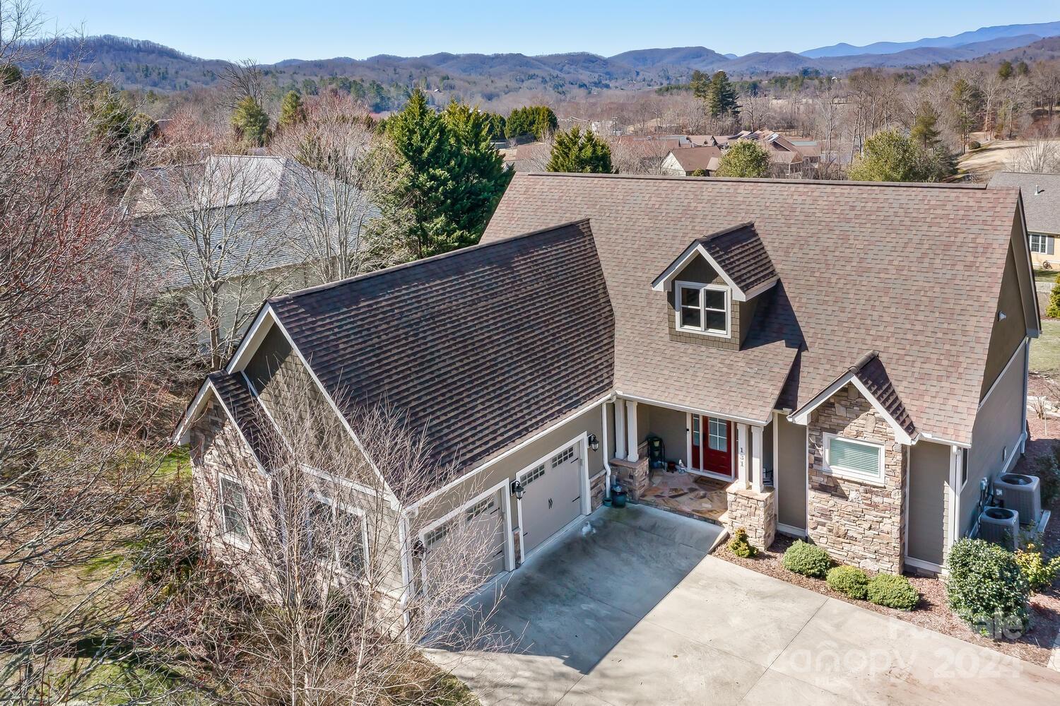 Cummings Cove - Residential