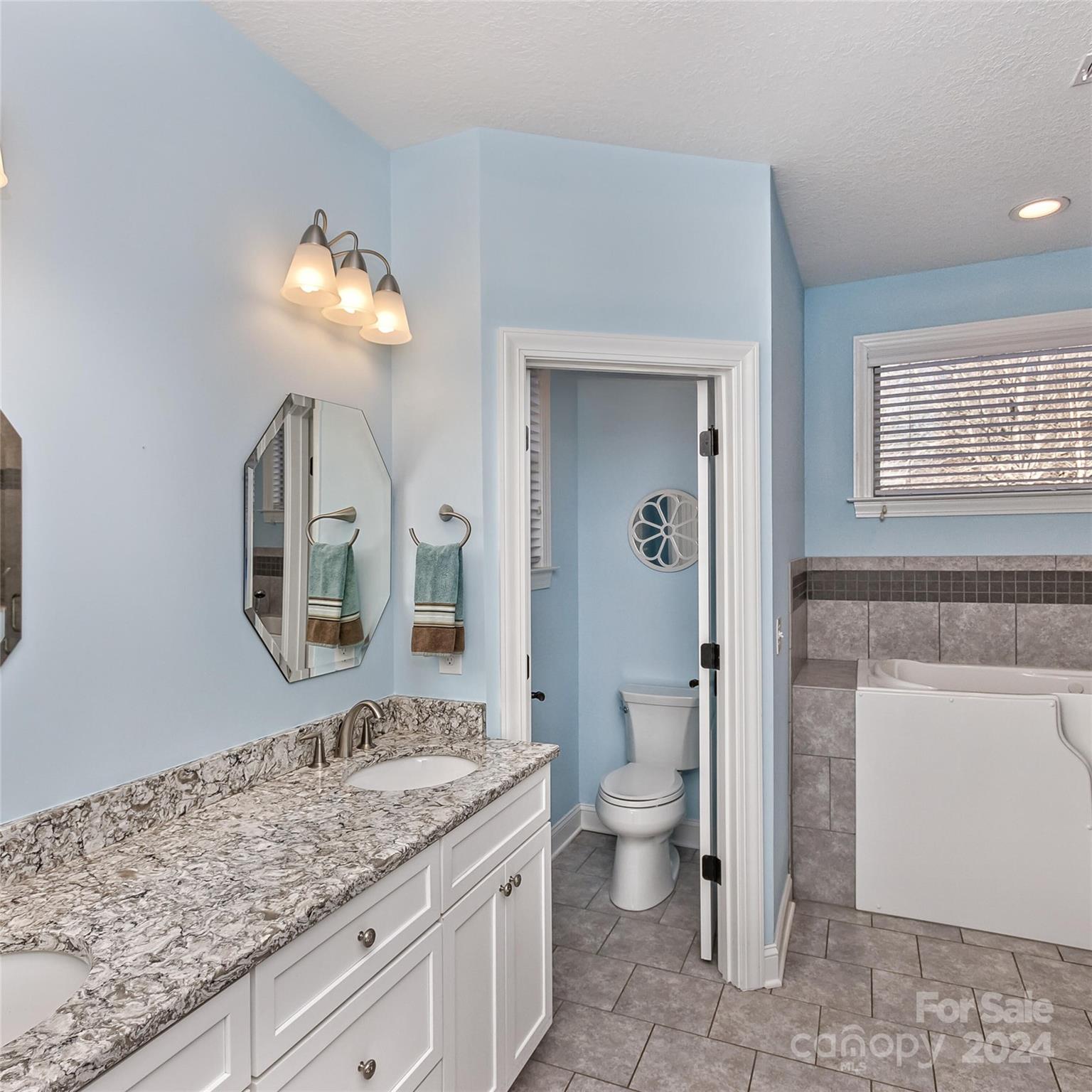 Cummings Cove - Residential