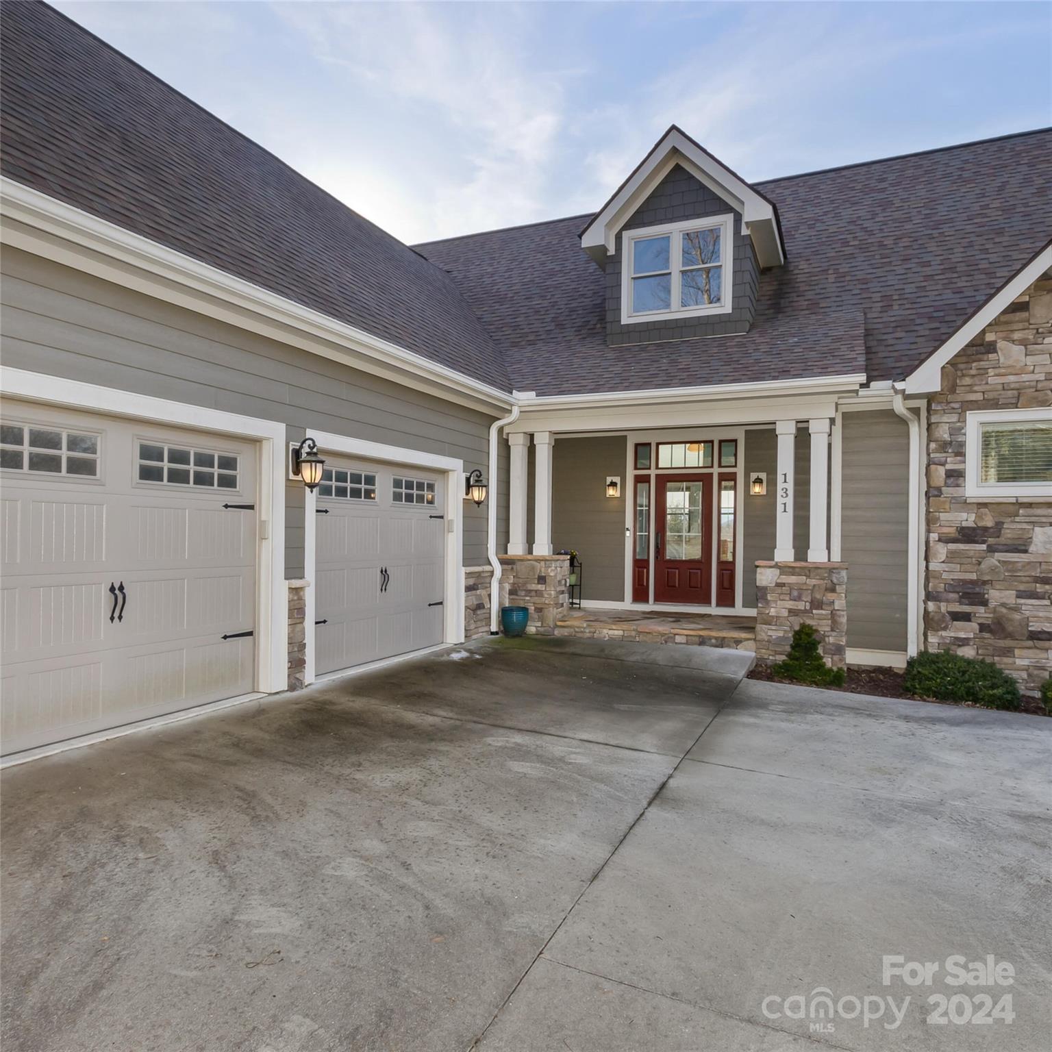 Cummings Cove - Residential