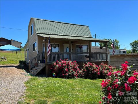 105 Filly Trail Love Valley NC 28625