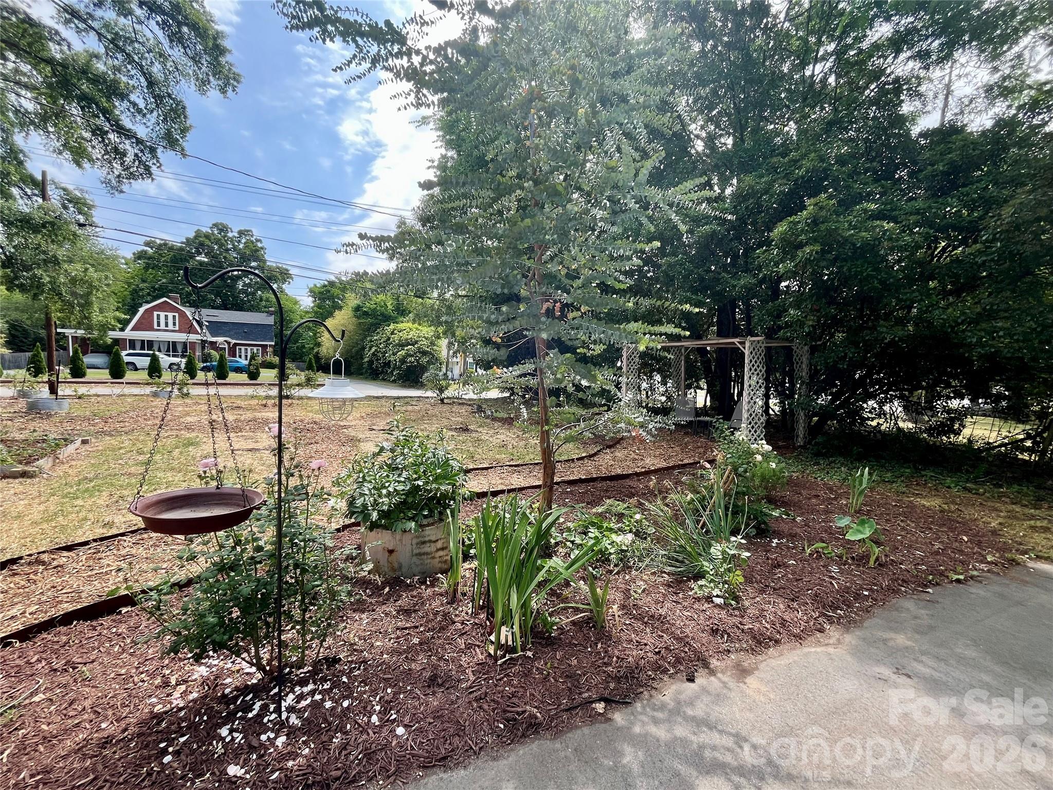 1050 Old Charlotte Road