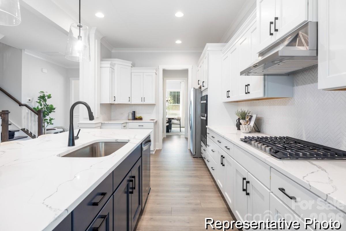 1371 Tappan Avenue 118p