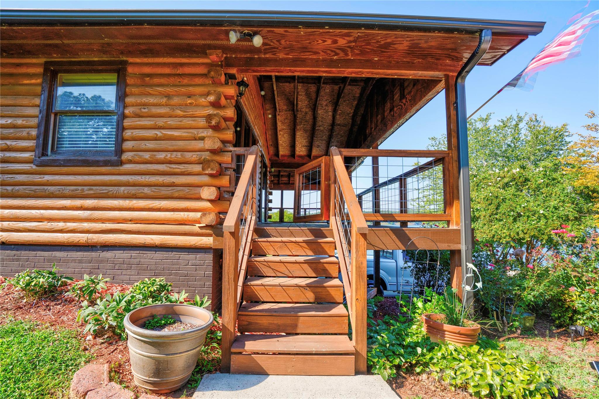 1107 Lake Shore Court