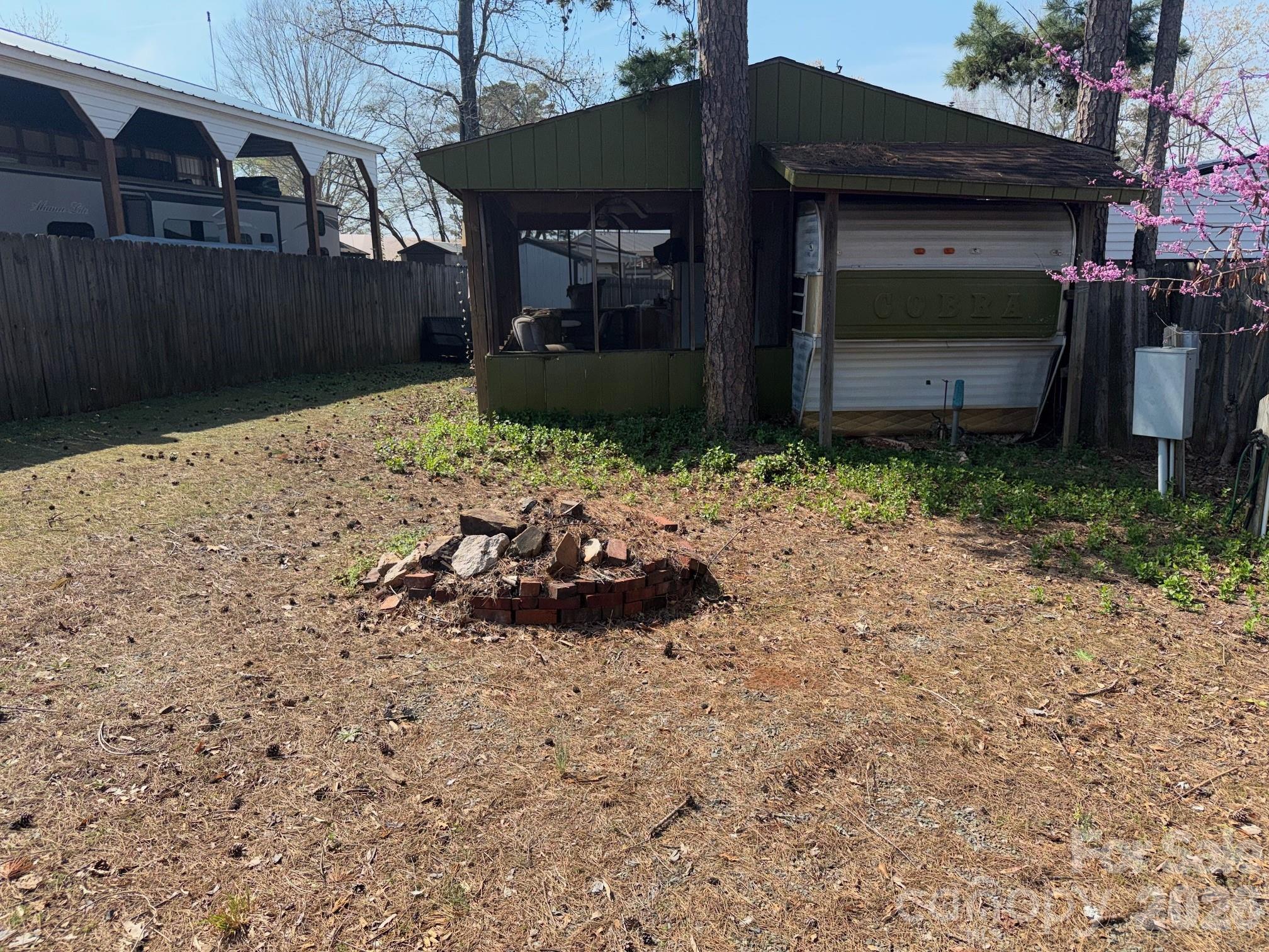 Twin Harbor - Residential