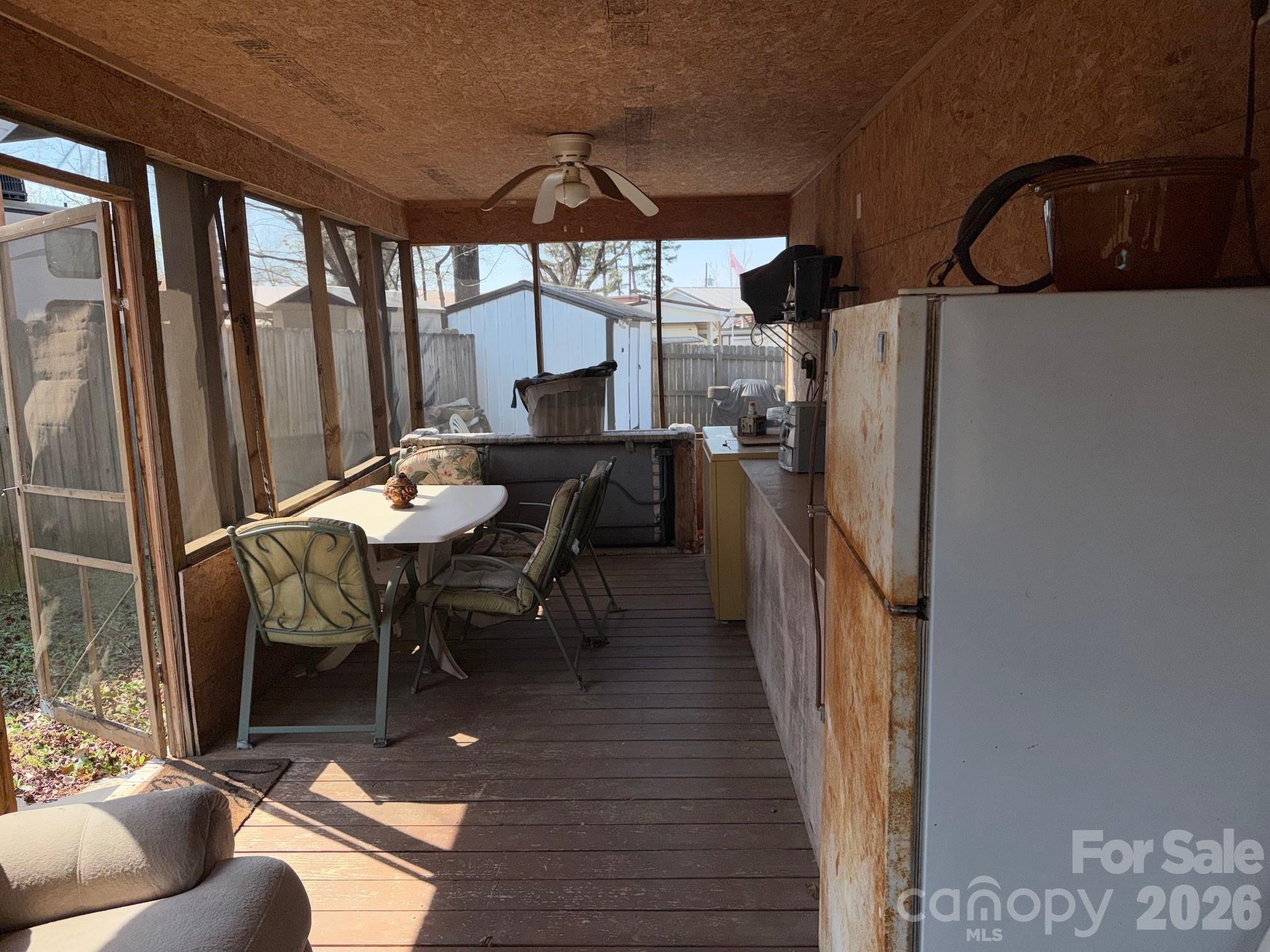 Twin Harbor - Residential