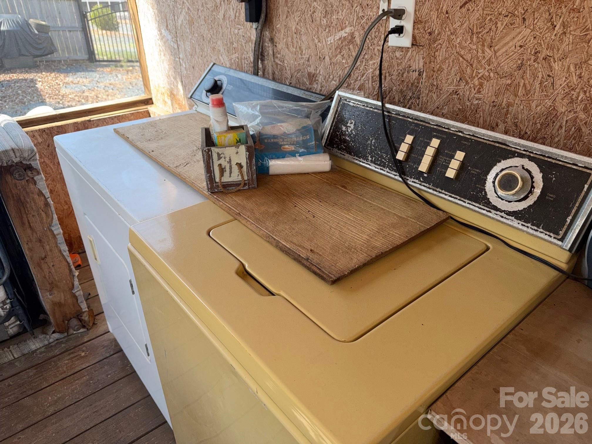 Twin Harbor - Residential