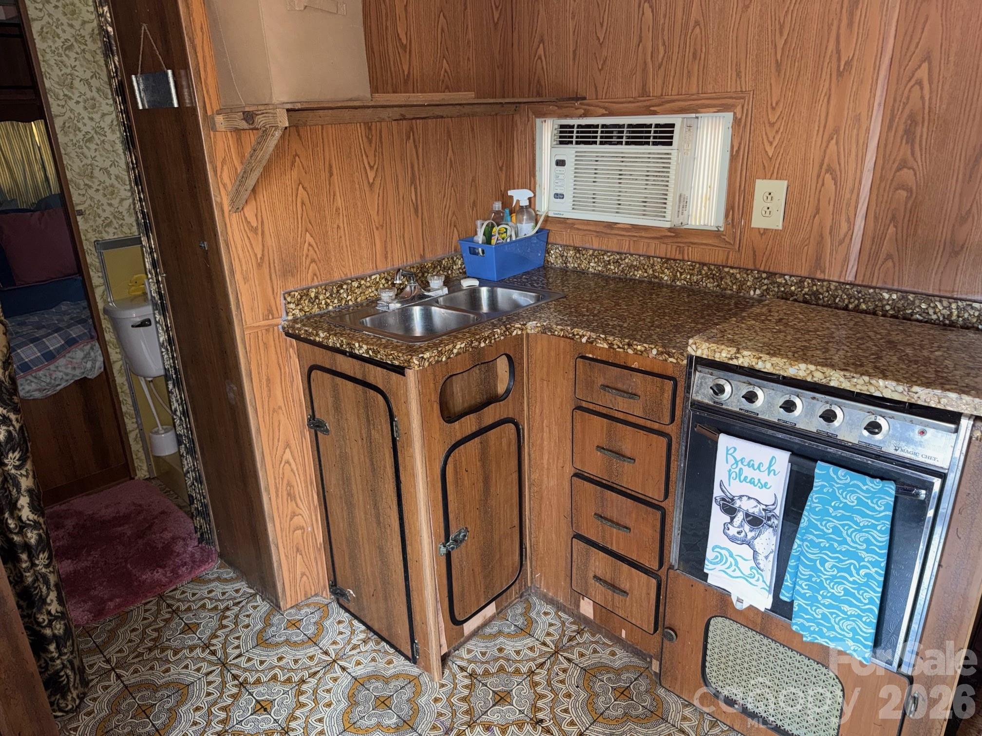 Twin Harbor - Residential