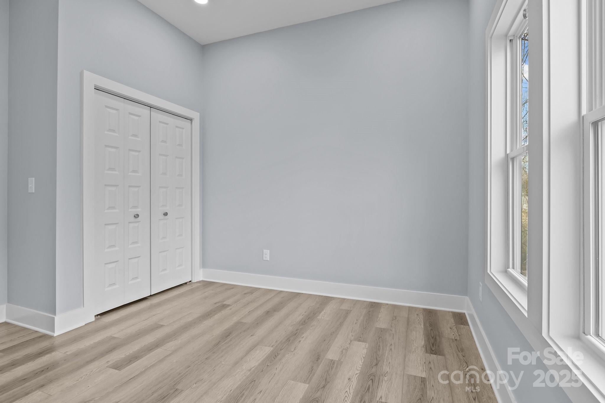 913 Wilson W Lee Boulevard