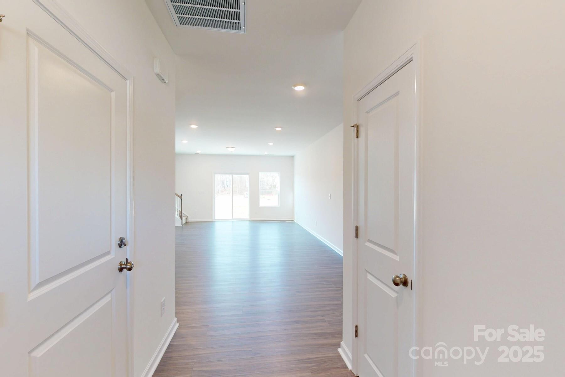 4009 Lawnview Drive