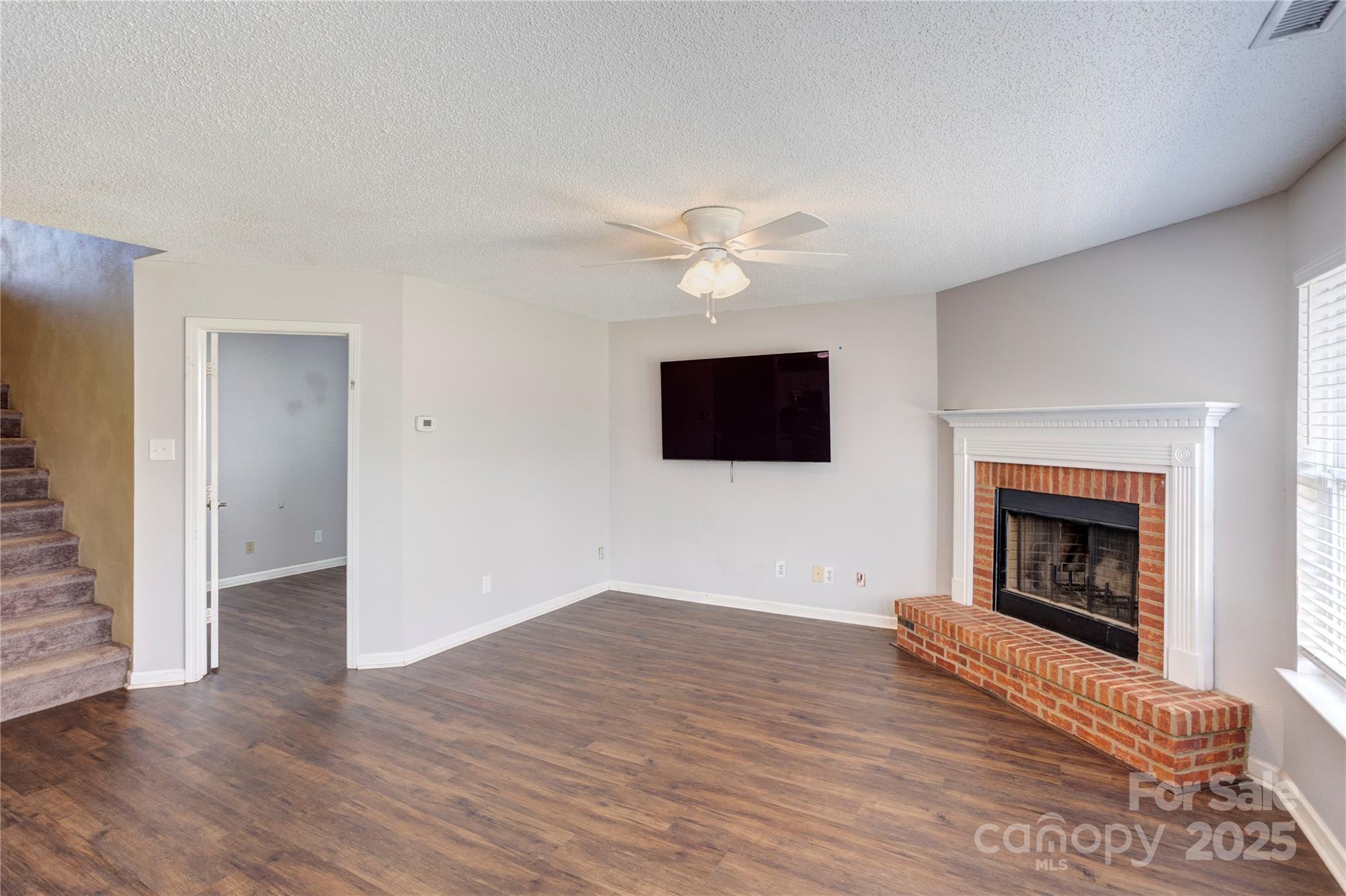 4483 Saint Catherines Court SW