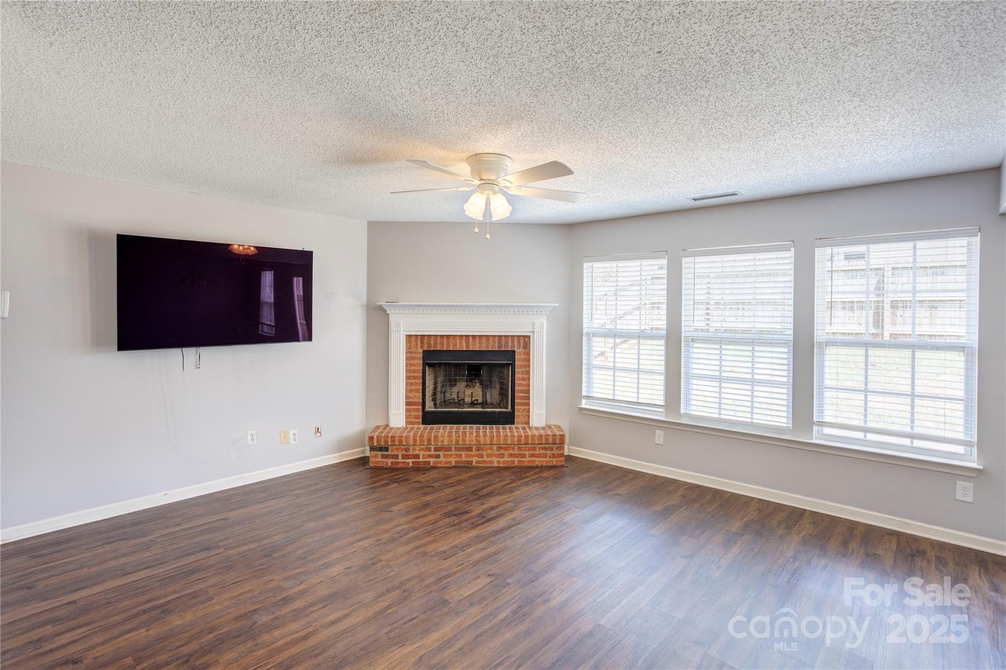 4483 Saint Catherines Court SW