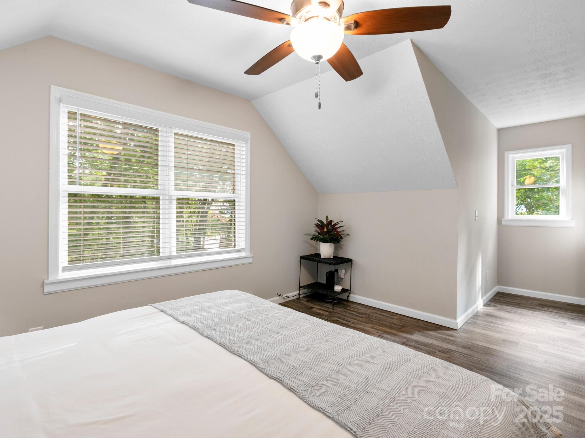 LAKE JUNALUSKA ASSEMBLY - Residential