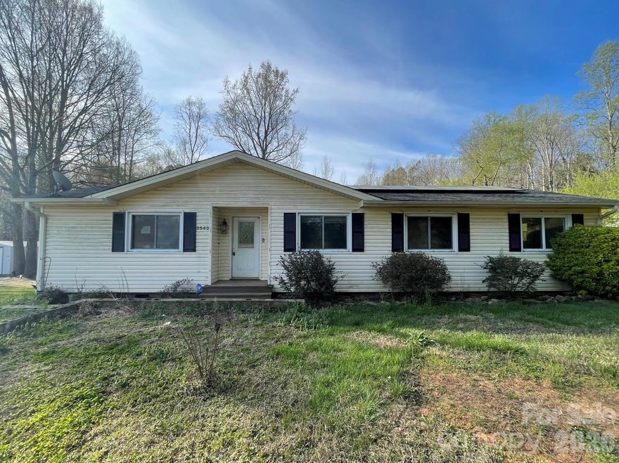 Charming 4-bedroom, 2-bath home situated on a spacious lot in the peaceful Iron Station area, offering the perfect blend of privacy and convenience. This property features a functional layout with generous living space, a large kitchen with ample cabinetry and counter space, and plenty of natural light throughout. Step outside to enjoy the expansive yard and rear deck—ideal for relaxing or entertaining.
Located just minutes from Lake Norman, with easy access to Denver shopping, dining, and everyday conveniences, and a short drive to Charlotte via Hwy 16. Enjoy quiet country living while staying connected to everything the Lake Norman and Charlotte areas have to offer.