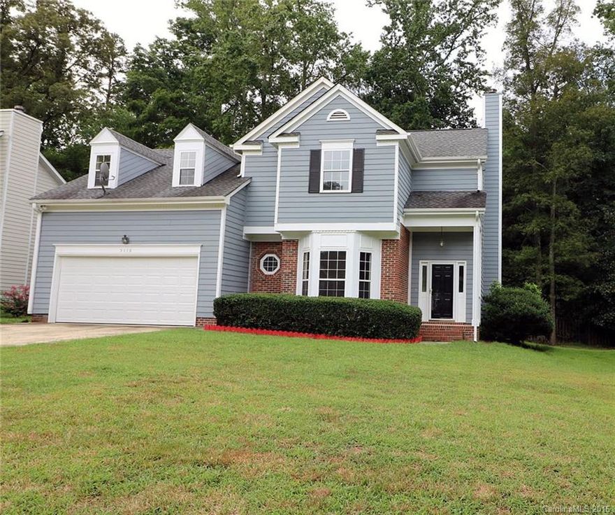 Move In ready!! New Carpet, Paint and fresh look.  Open floor plan makes entertaining a breeze.  Enjoy fall evenings on the patio overlooking a wooded/treed backyard add a fire and smores and you have a great night.