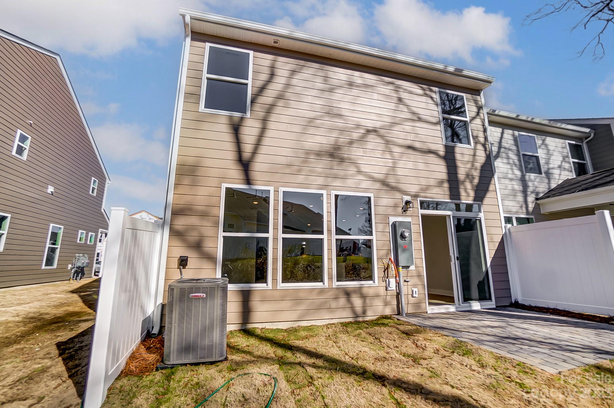 Harrisburg Village - Residential