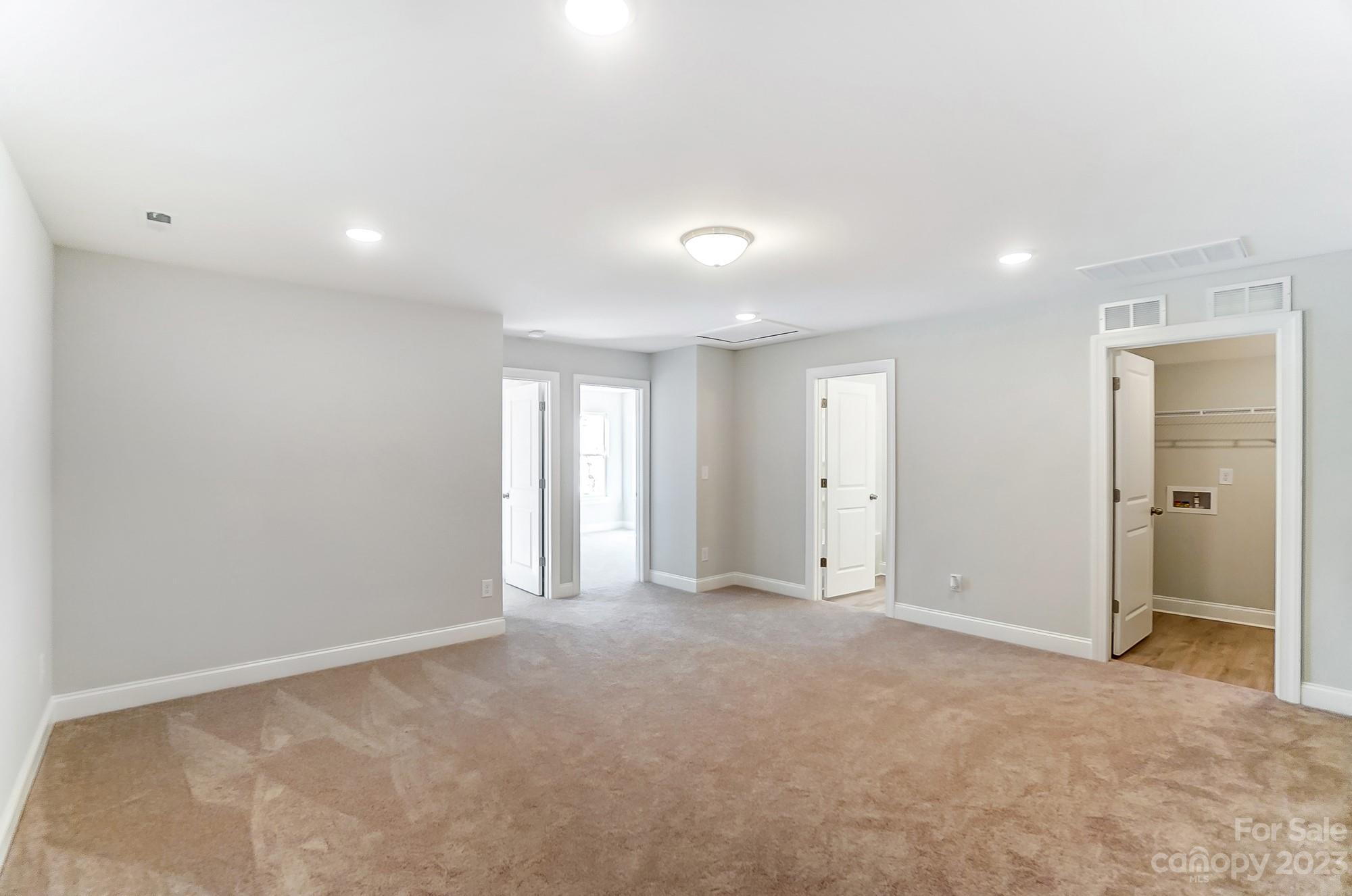 Harrisburg Village - Residential