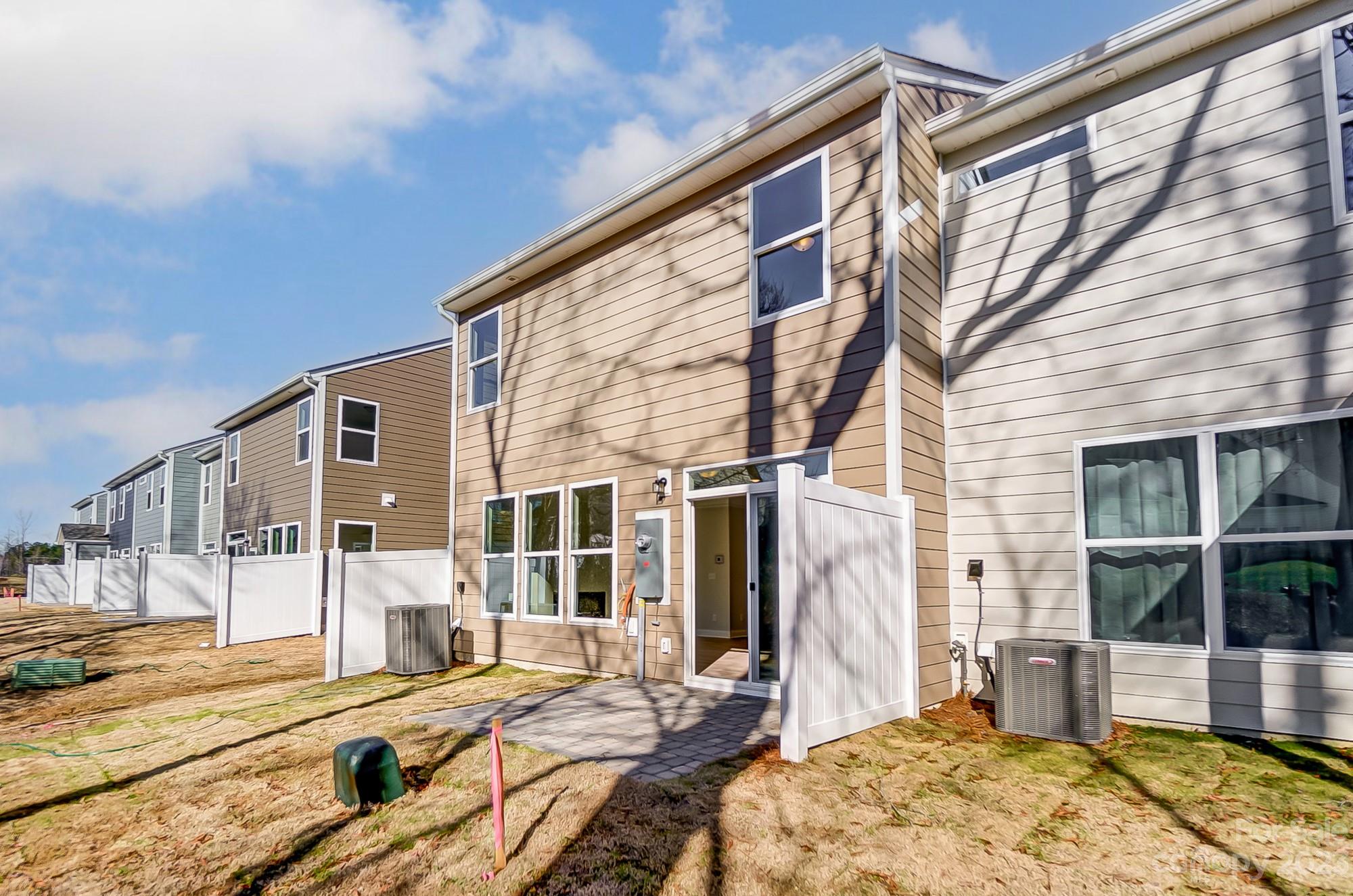 Harrisburg Village - Residential