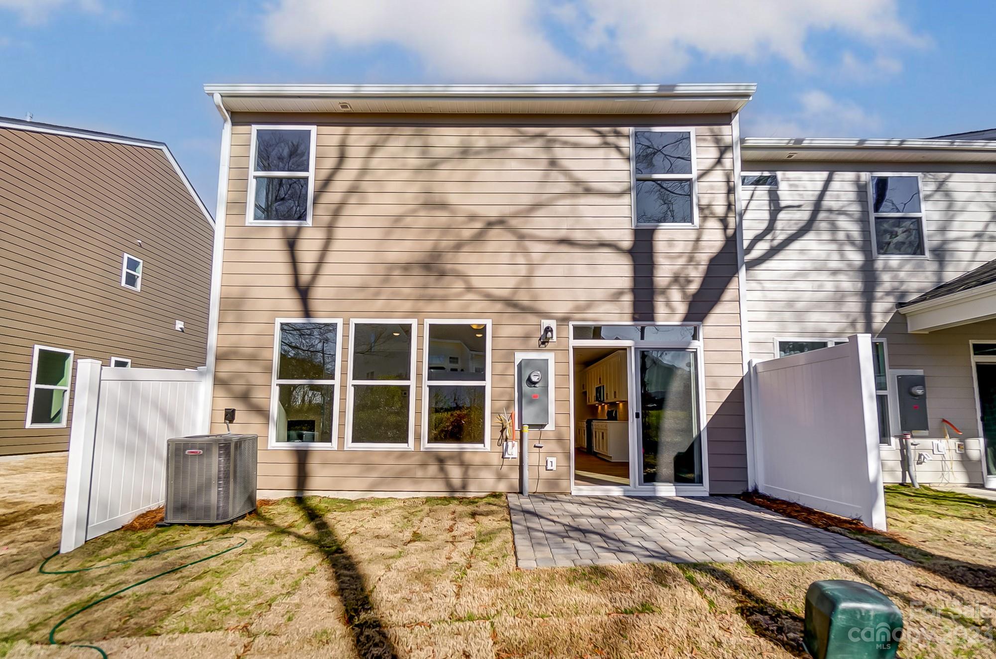 Harrisburg Village - Residential