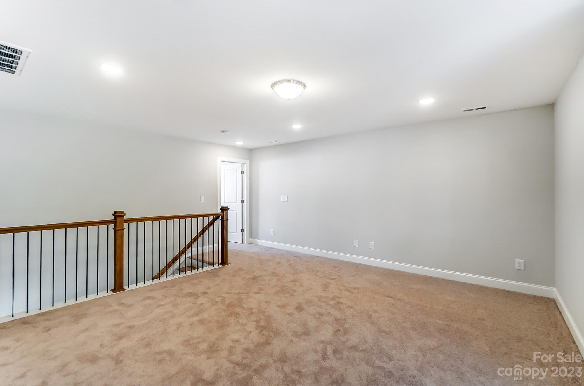 Harrisburg Village - Residential