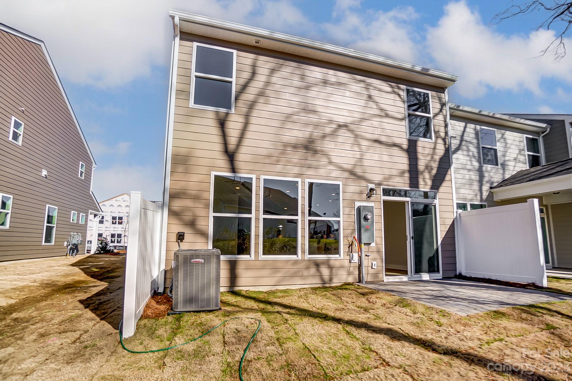 Harrisburg Village - Residential