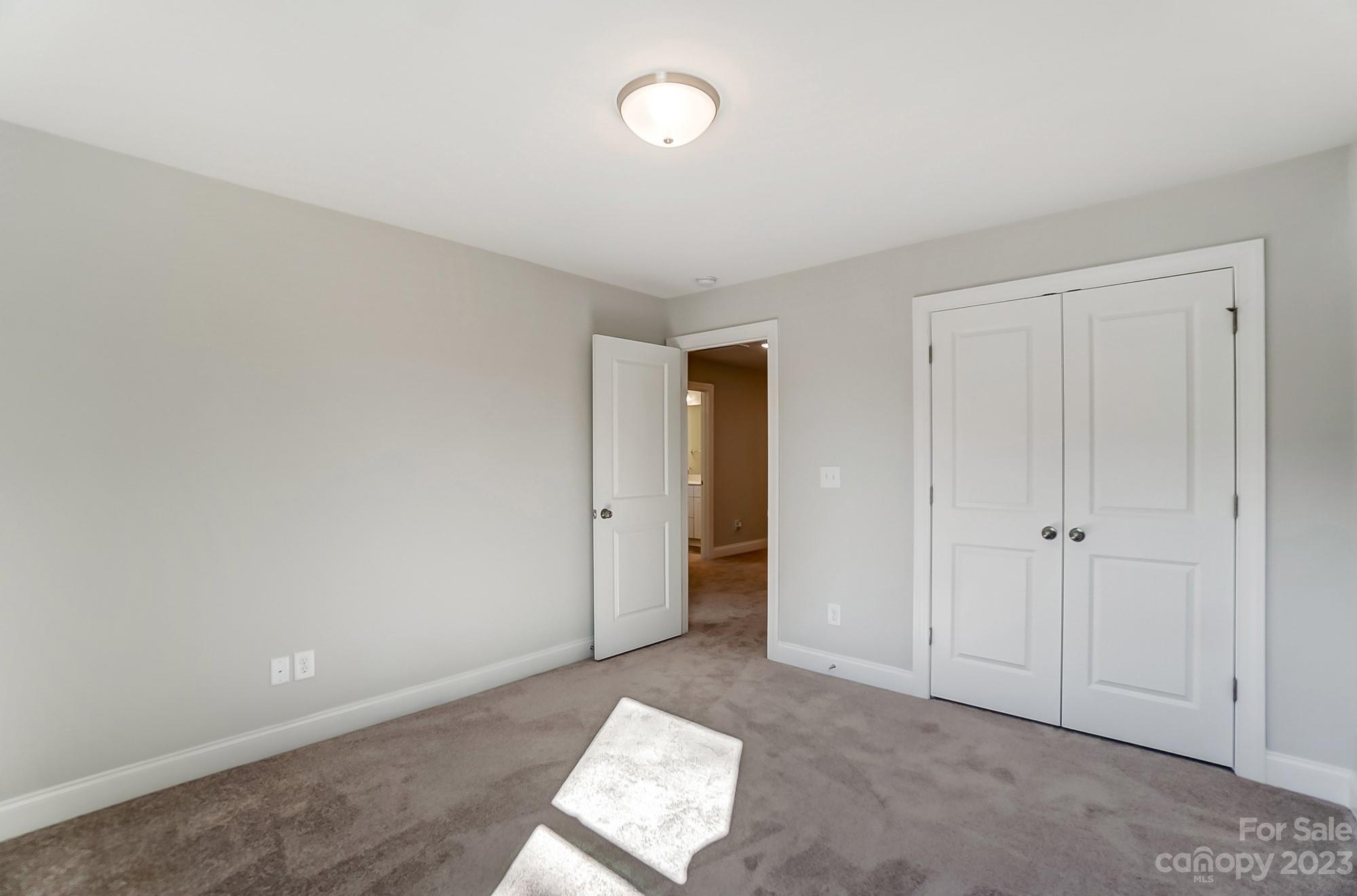 Harrisburg Village - Residential