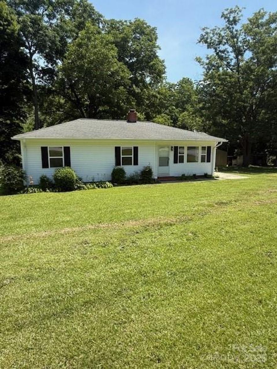 Experience the best of both worlds with this conveniently located 5- ACRE PROPERTY and newly renovated home! This property offers the perfect balance between rural charm and accessibility. Perfect for anyone just starting out or looking to downsize. Complete renovation of the home down to the studs, new master bathroom, LVP flooring throughout the home, new plumbing, electrical, HVAC unit and so much more. The home has its own parcel number, BUT is a total of 5 acres... Located only minutes from Kershaw, Heath Springs, and Lancaster, this would be an ideal location to reside. Come check it out and have your new home for the summer!