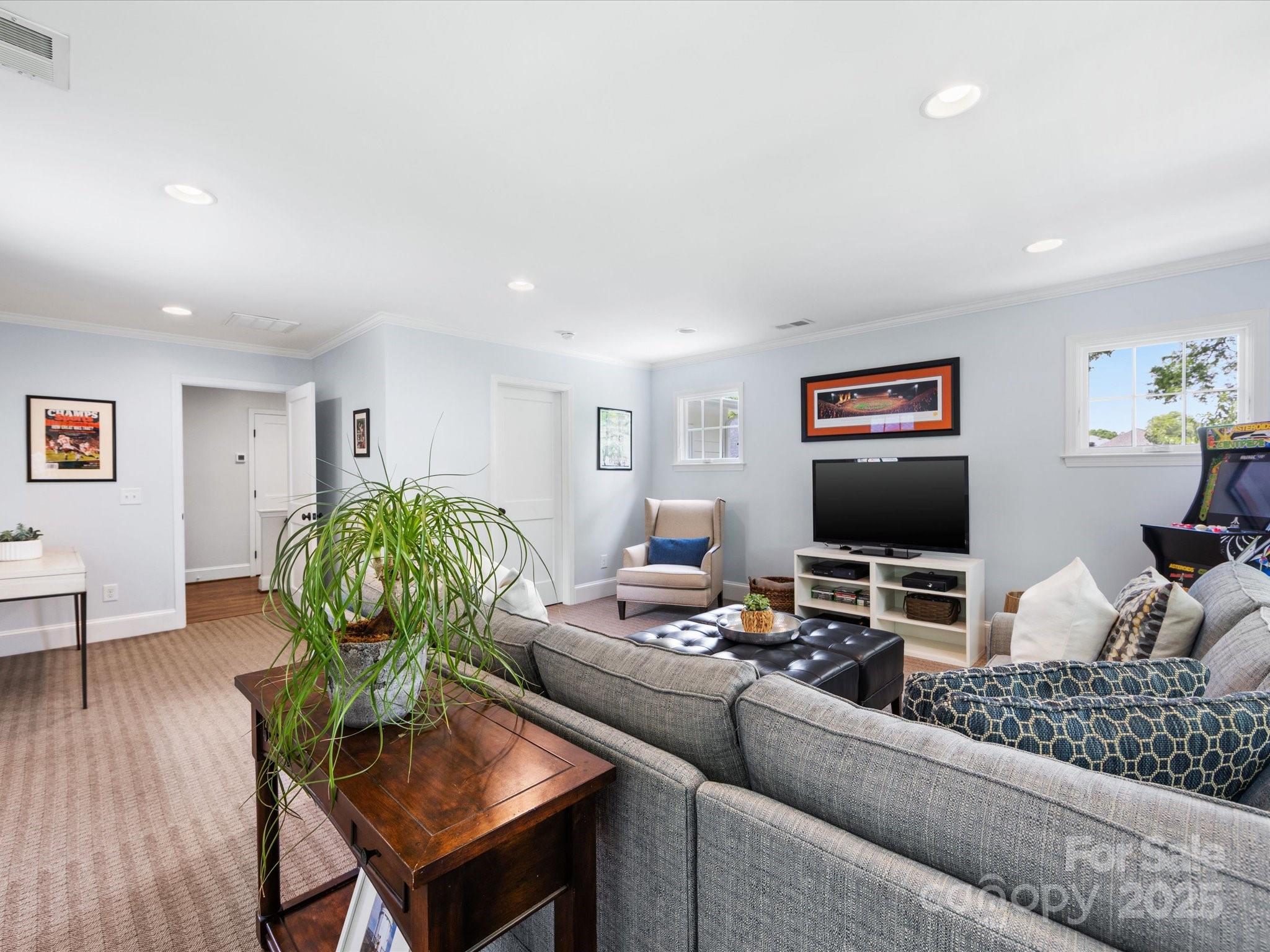 Myers Park - Residential