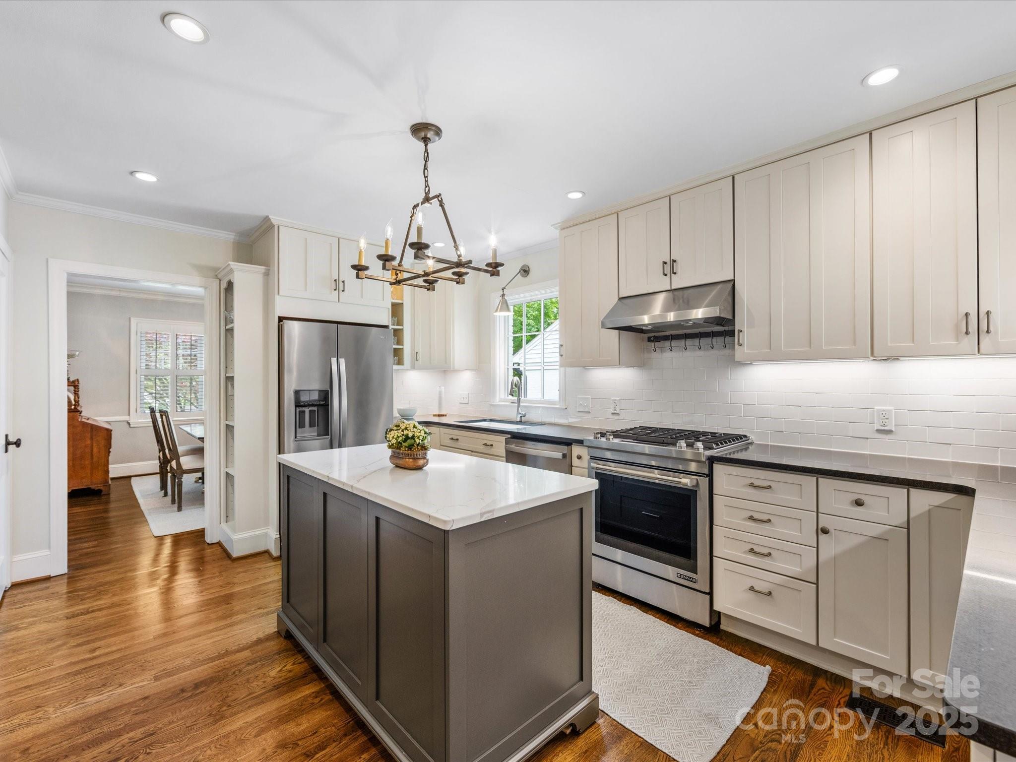 Myers Park - Residential