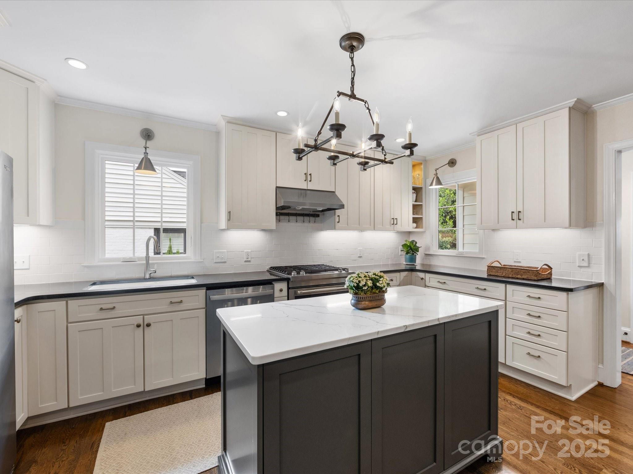 Myers Park - Residential