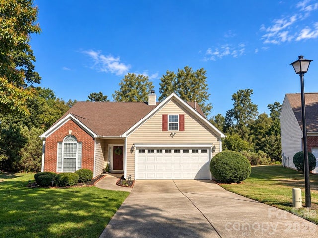 2444 Brathay Court