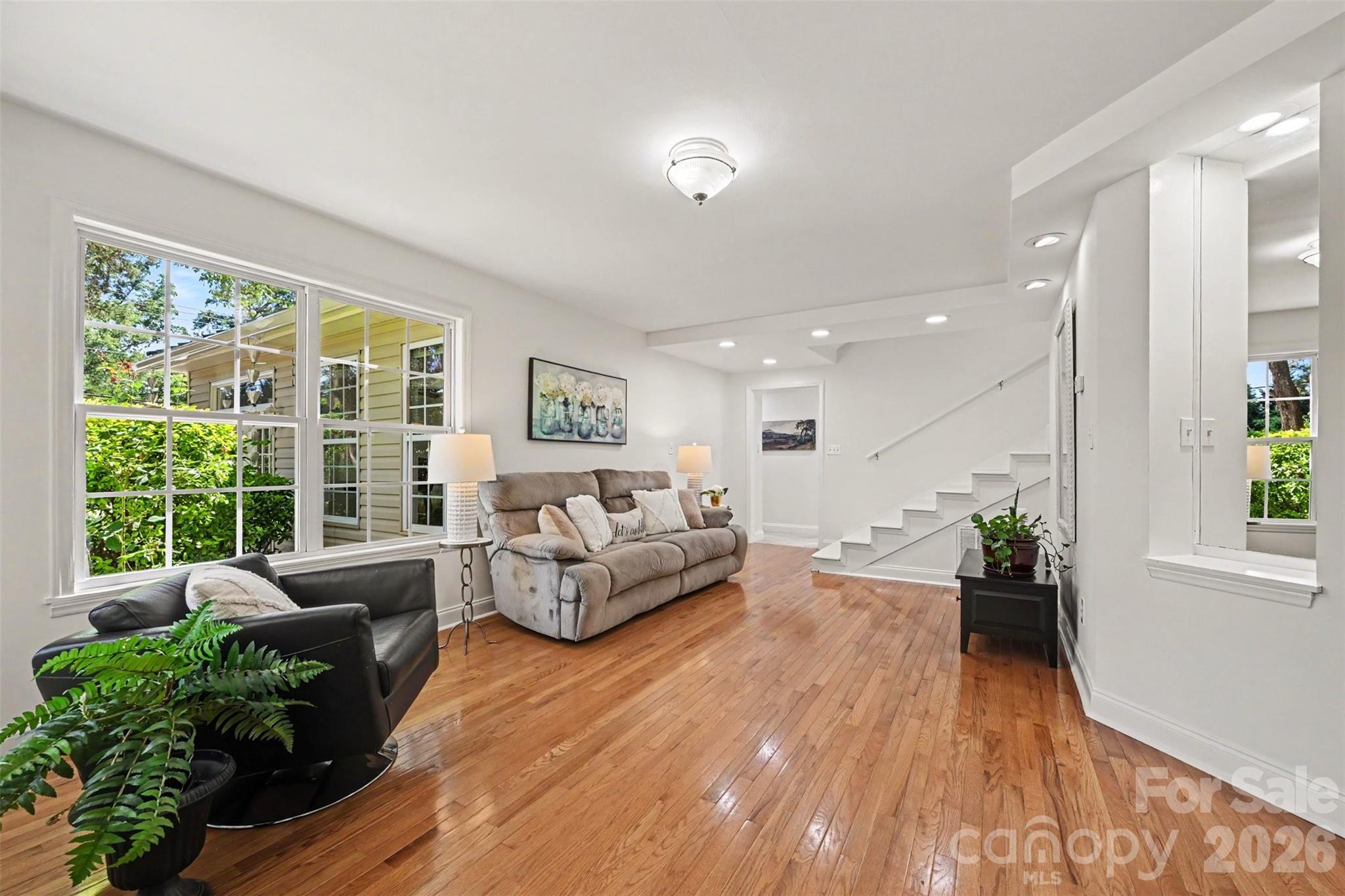 1516 Hensley Road