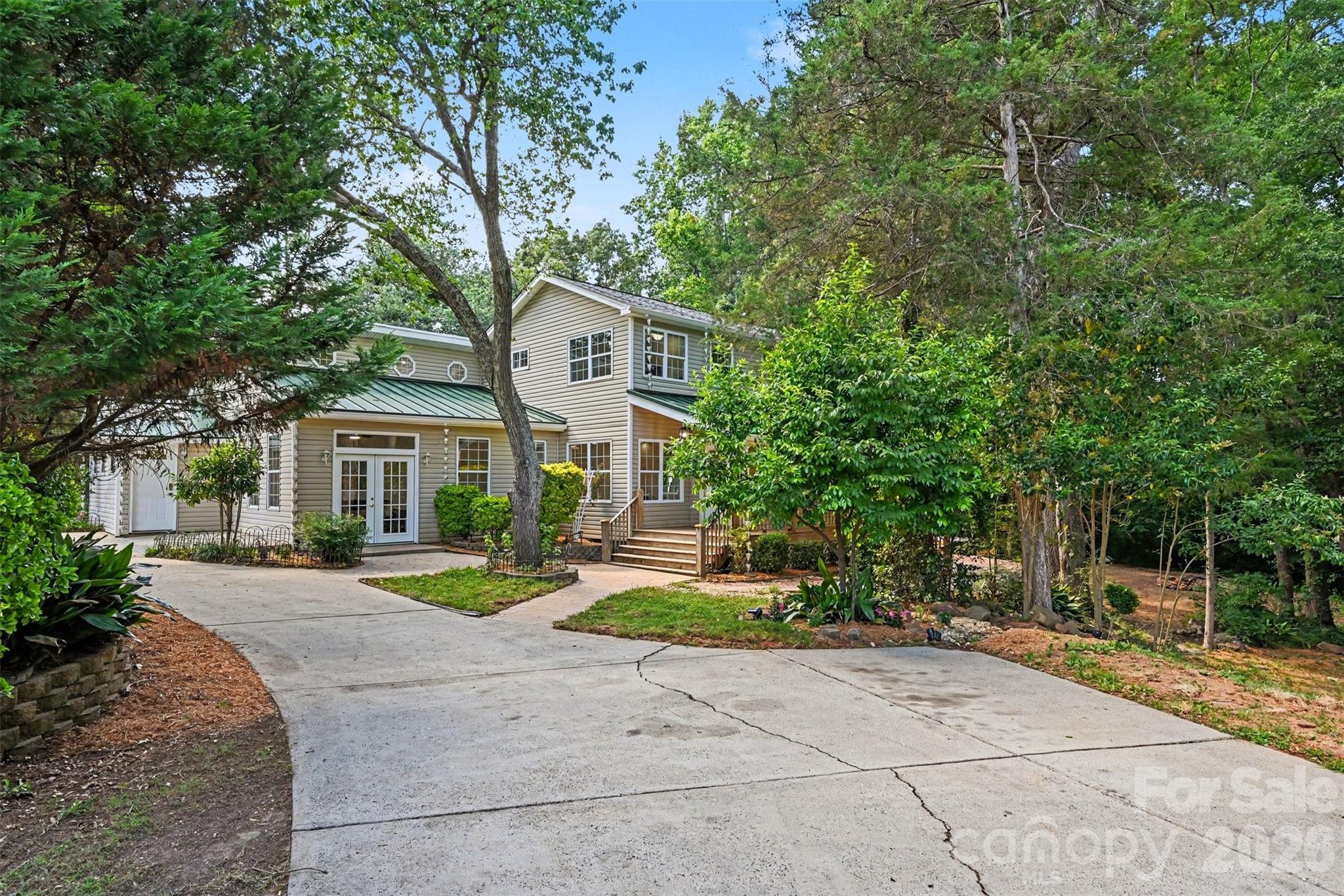 1516 Hensley Road