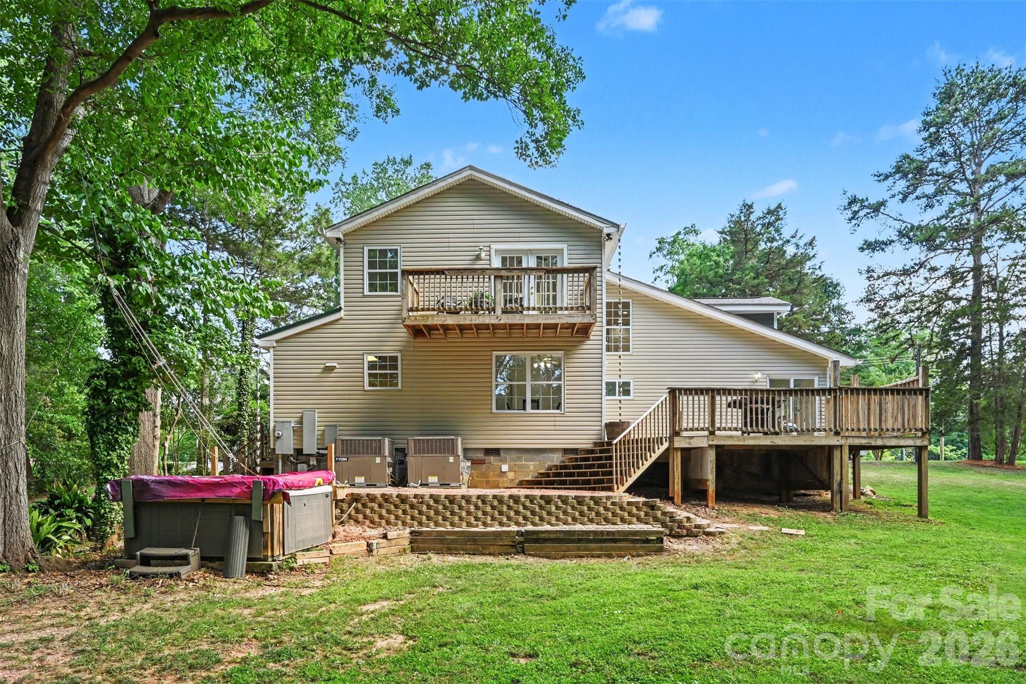 1516 Hensley Road