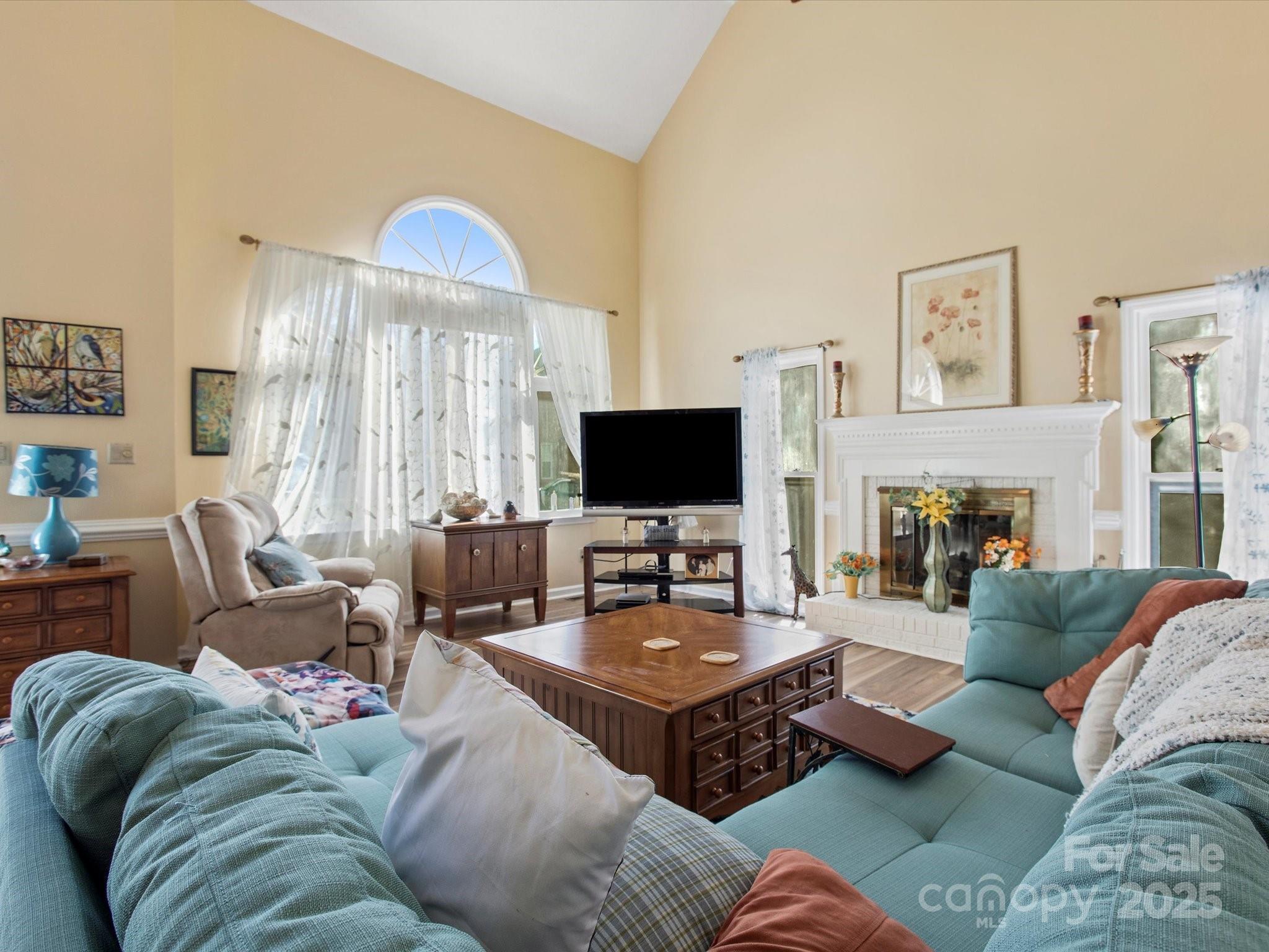 Thornhill - Residential