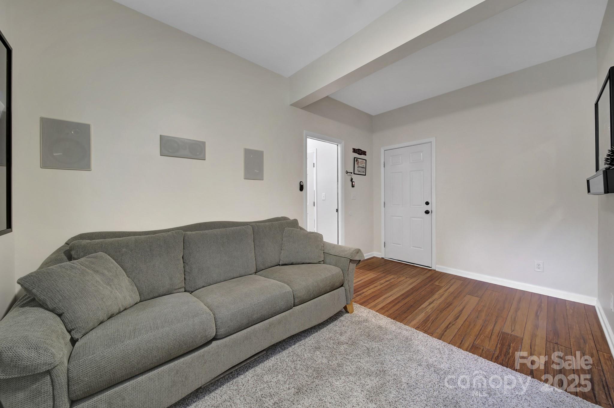 Knightsbridge - Residential