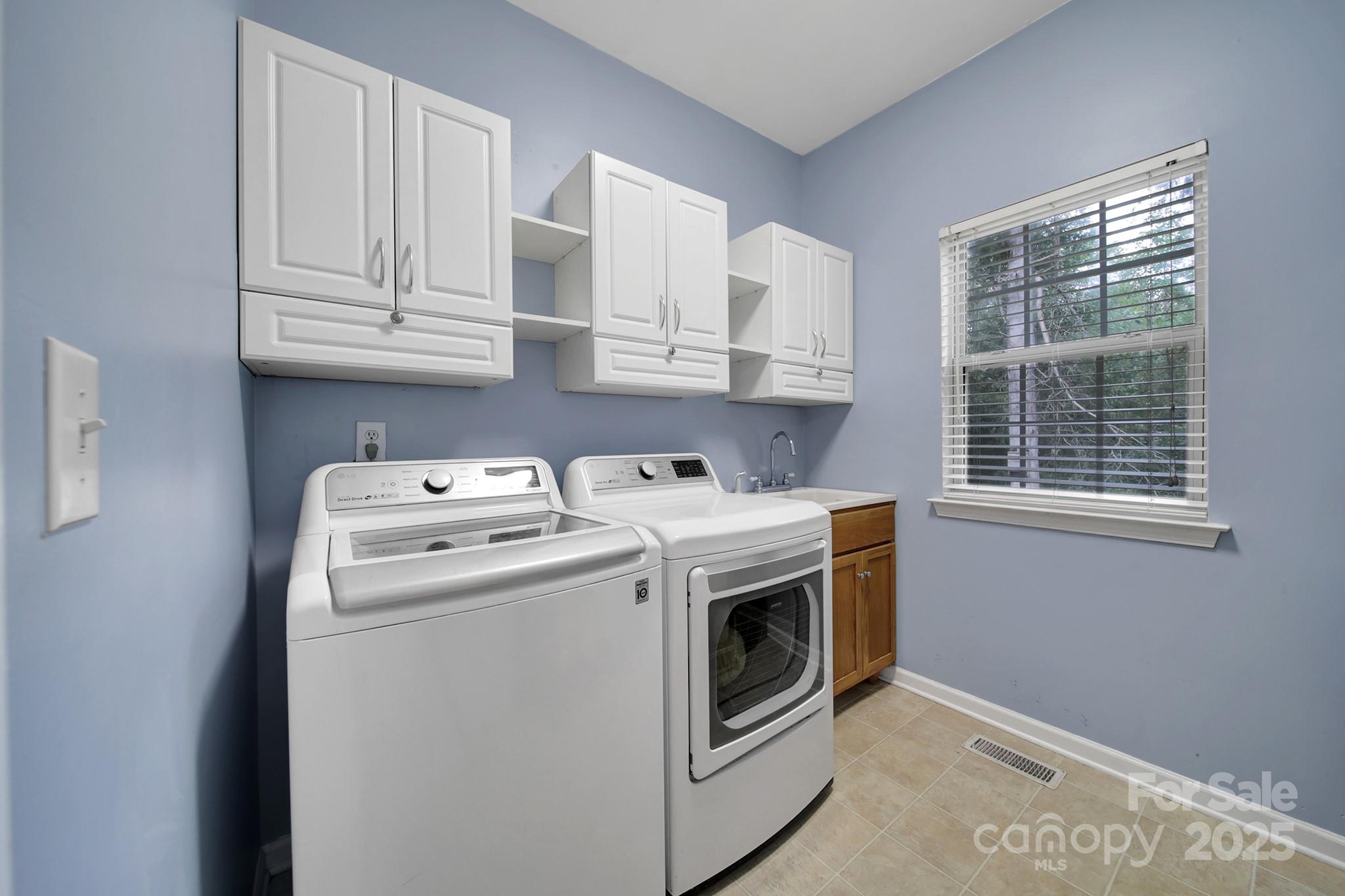 Knightsbridge - Residential