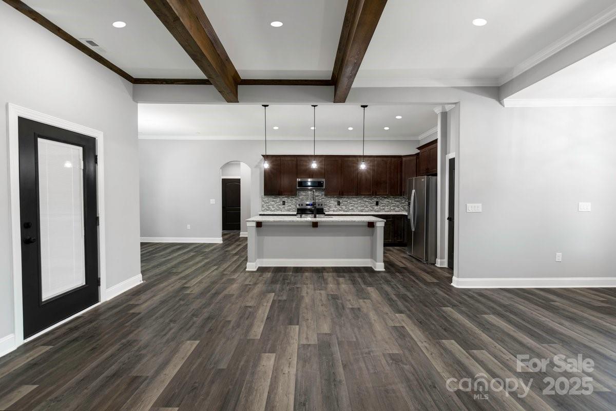 2694 Woodcrest Drive SW