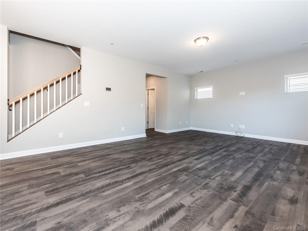 Stoneybrook Station - Residential