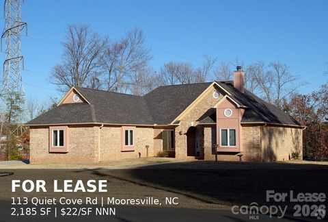 Photo of 113 QUIET COVE Road, Mooresville, NC 28117 (MLS # 4372143)