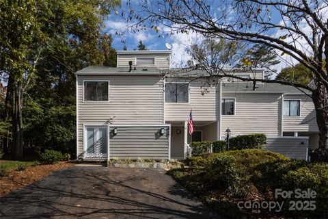 Photo of 8307 Cricket Lake Drive, Charlotte, NC 28277 (MLS # 4326554)