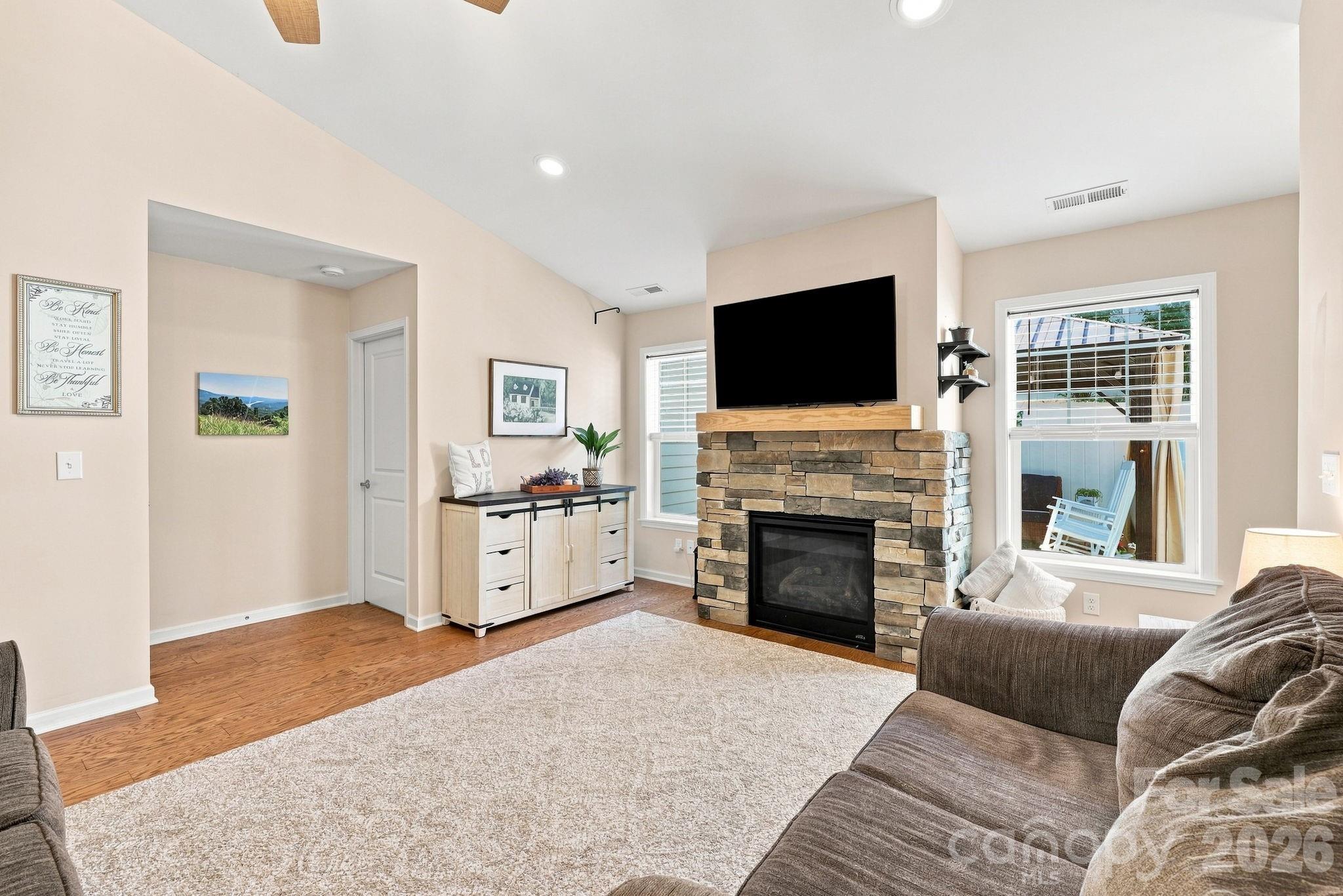72 Sunny Meadows Boulevard