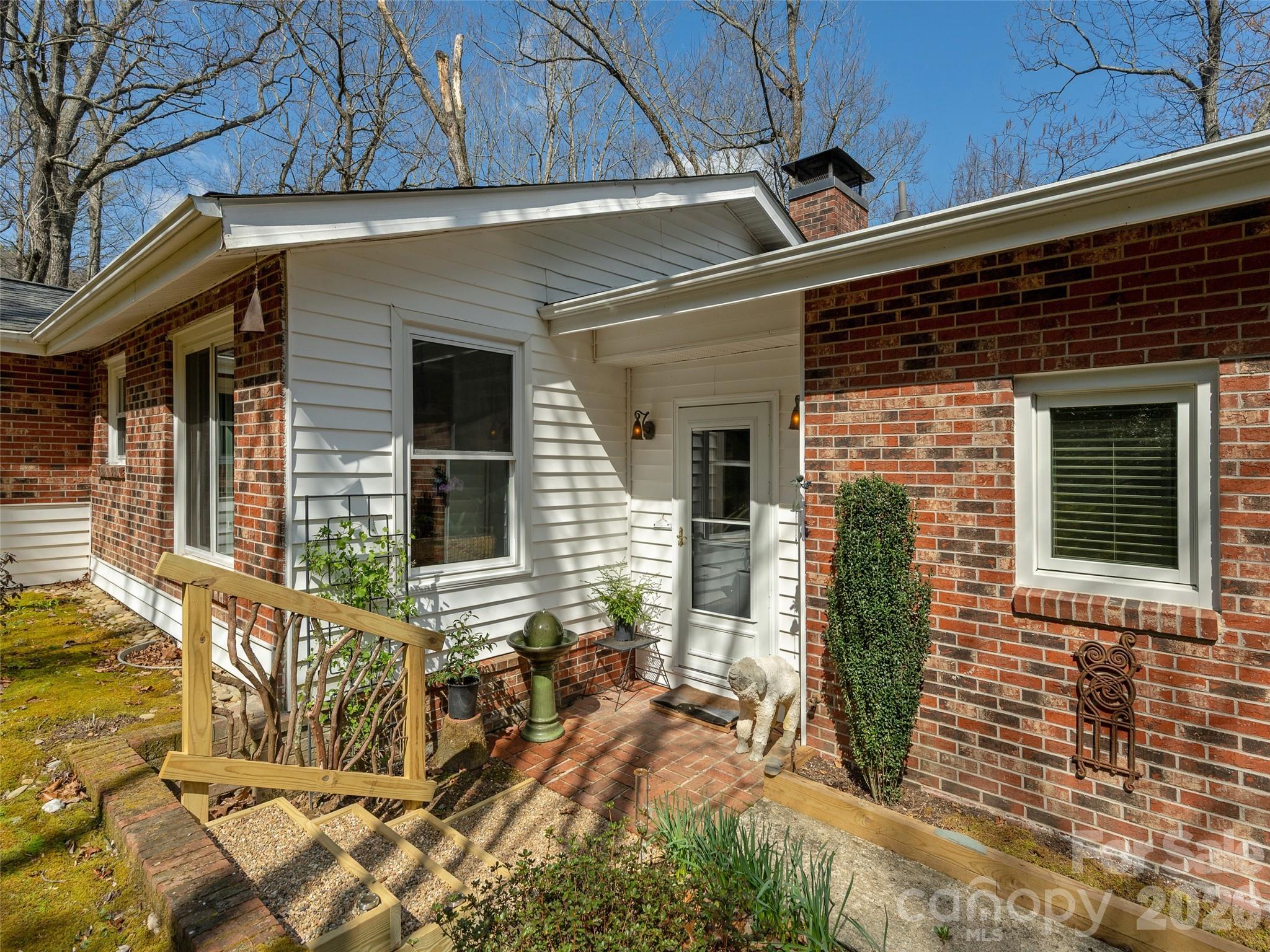 54 Bear Rock Loop Road